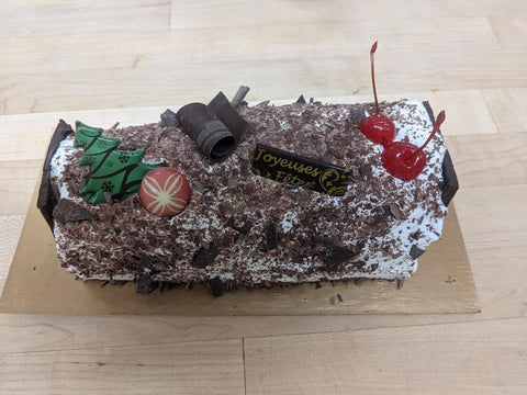 Bûche crème au beurre, pâte chocolat: Forêt noire