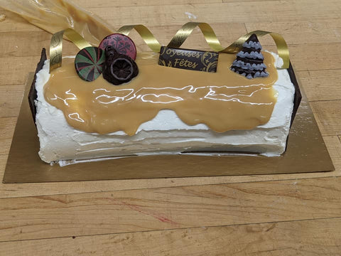 Bûche crème au beurre, pâte vanille: Caramel